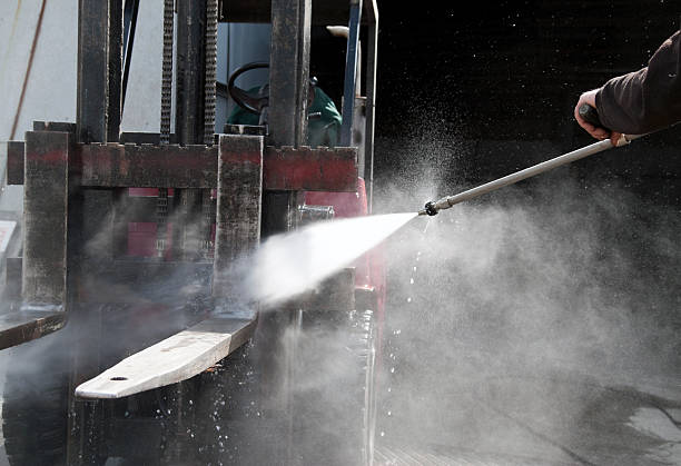 Best Machinery and Equipment Cleaning  in Ferguson, MO